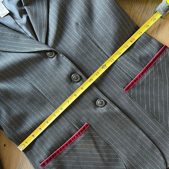 Bob Mackie Gray Pinstripe Blazer with Velvet Maroon Accents - Picture 6 of 9
